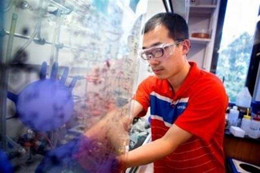 El uso de la electroqu&iacute;mica va a permitir en breve ampliar f&aacute;cilmente la fabricaci&oacute;n de f&aacute;rmacos de manera m&aacute;s sostenible, incluso muchos de los medicamentos de primera prescripci&oacute;n.