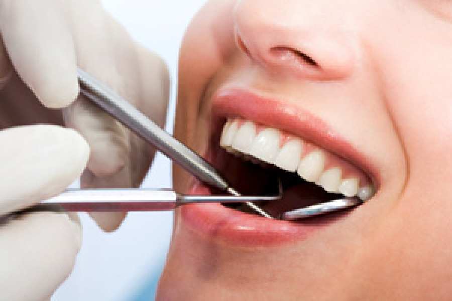 Un laboratorio radicado en la provincia de Santa Fe cre&oacute; un &ldquo;gel enzim&aacute;tico natural&rdquo; que le permite al odont&oacute;logo remover caries sin necesidad de aplicar anestesia, y sin necesidad de usar una turbina odontol&oacute;gica -en el 95% de los casos-.