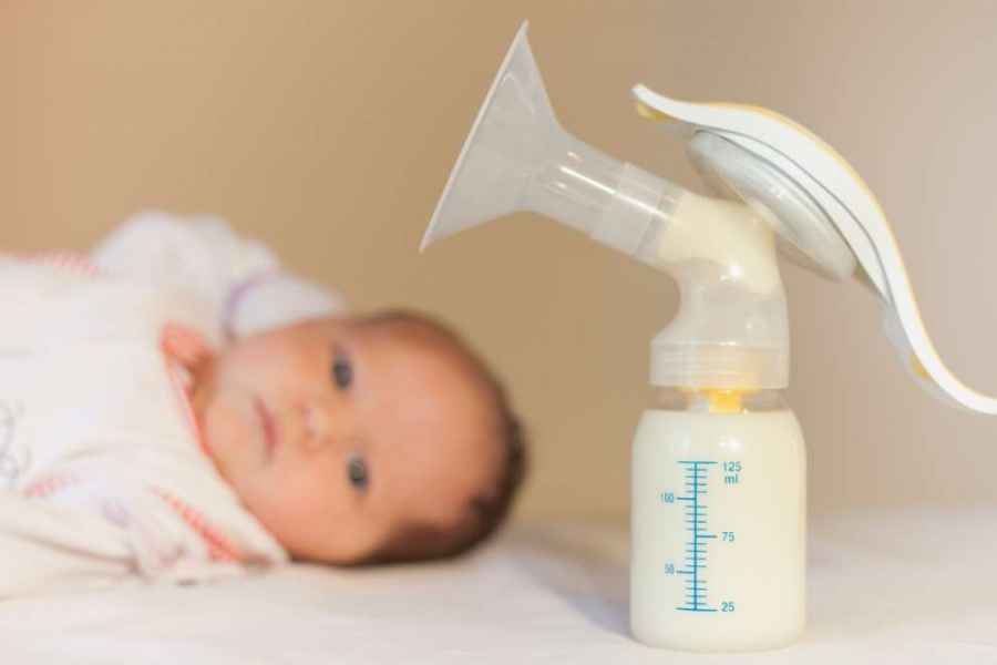 Una compañía farmacéutica creará un banco de leche materna en Brasil