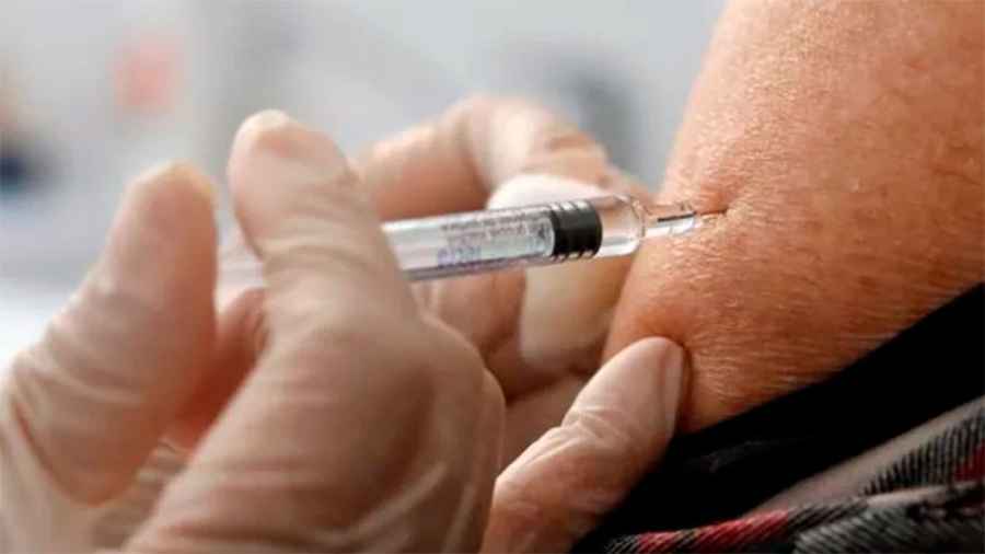 T&eacute;cnicamente denominada 'inmunoglobulina humana normal 10% e hialuronidasa recombinante humana', pertenece al grupo de las terapias derivadas de plasma y ya est&aacute; disponible presentada por el laboratorio Takeda. 