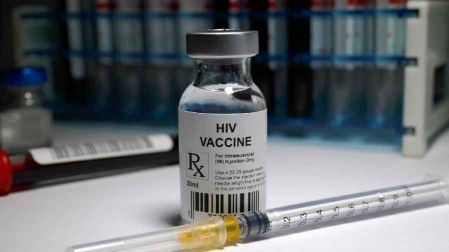 Moderna empieza a realizar ensayos de su vacuna contra el VIH