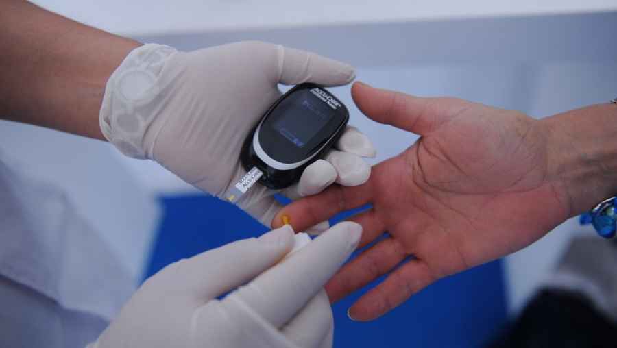 Diabetes: pacientes denuncian que les hacen pagar tratamientos que tienen cobertura al 100%